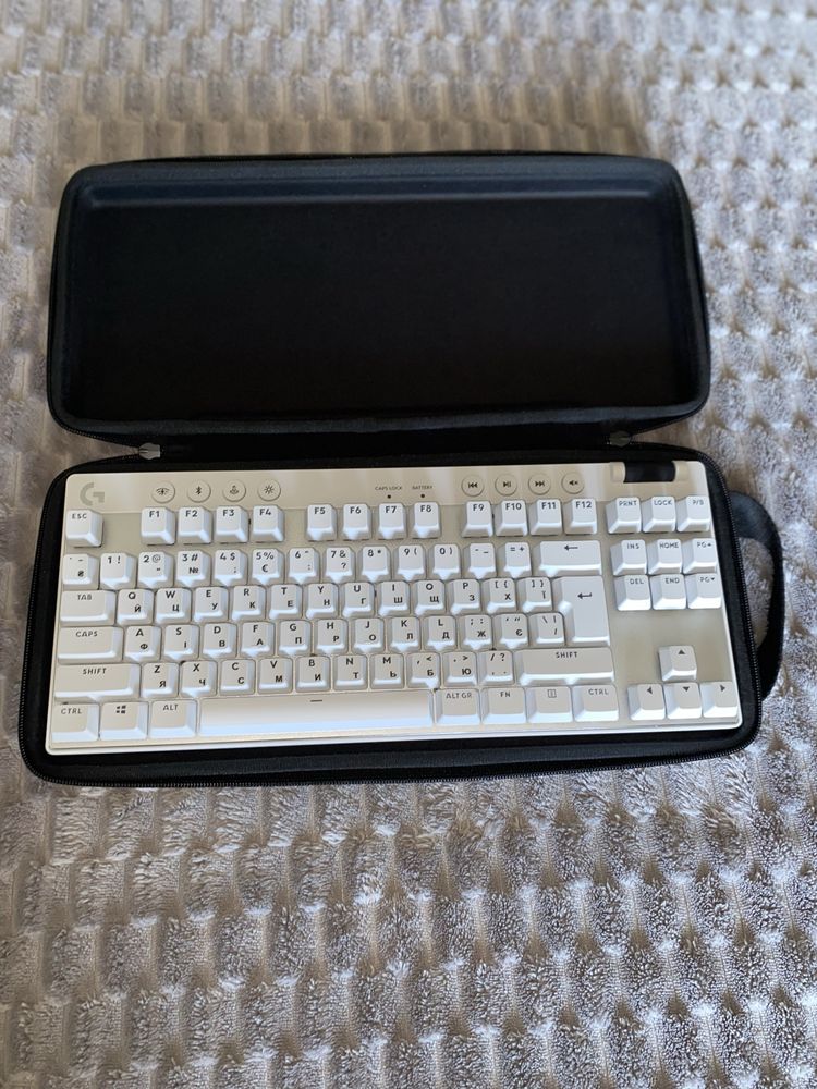 Клавіатура бездротова ігрова Logitech G Pro X TKL LightSpeed White