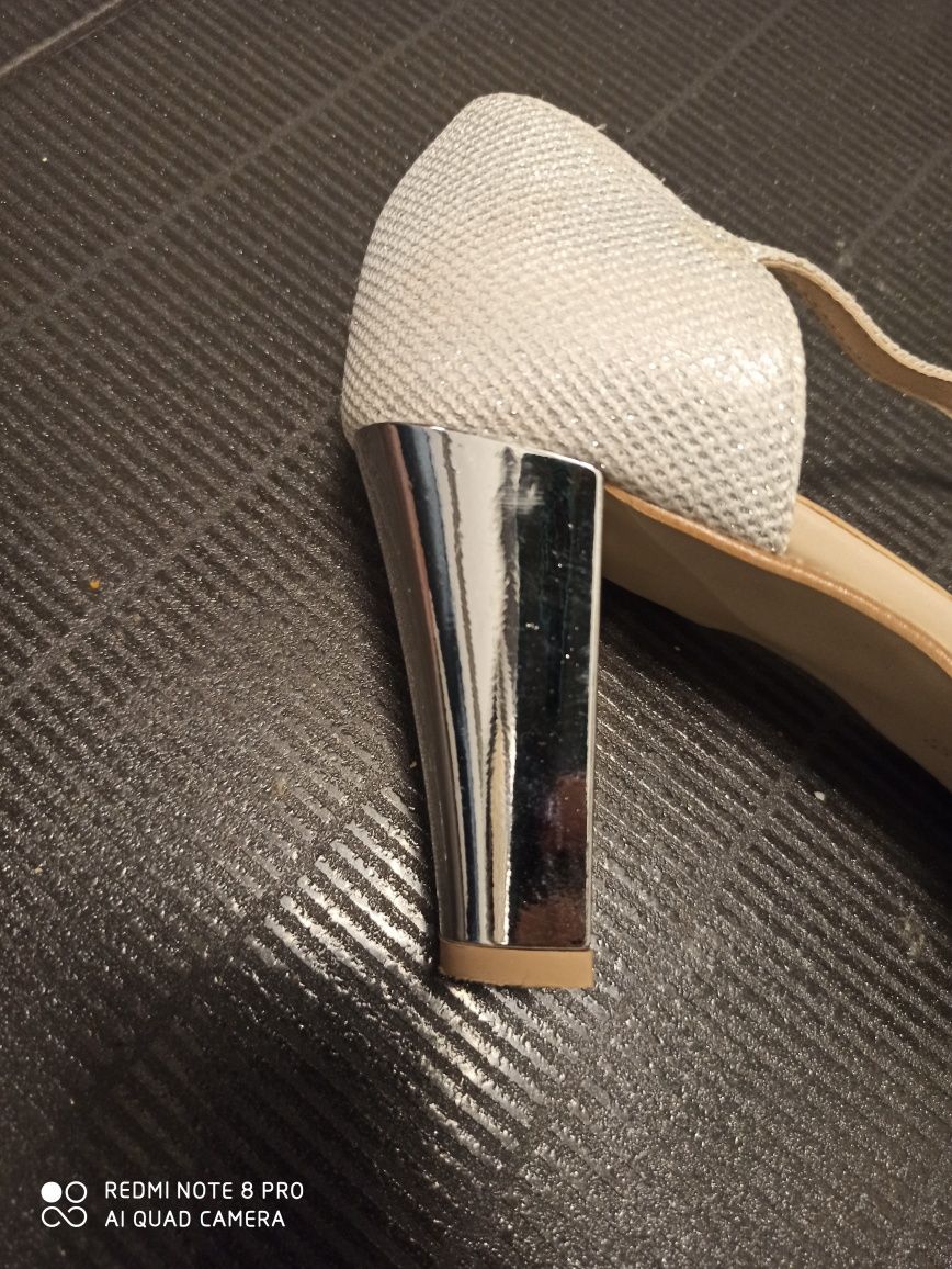 Srebrne buty Witt rozmiar 39-40