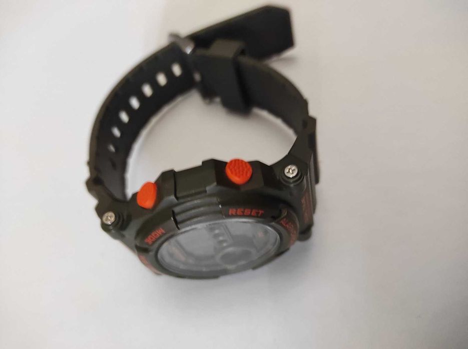 Чоловічий годинник Q&Q