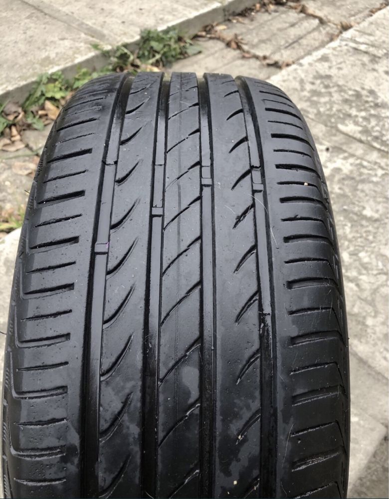 Літня гума DELINTE 215/45 ZR17, 4 скати