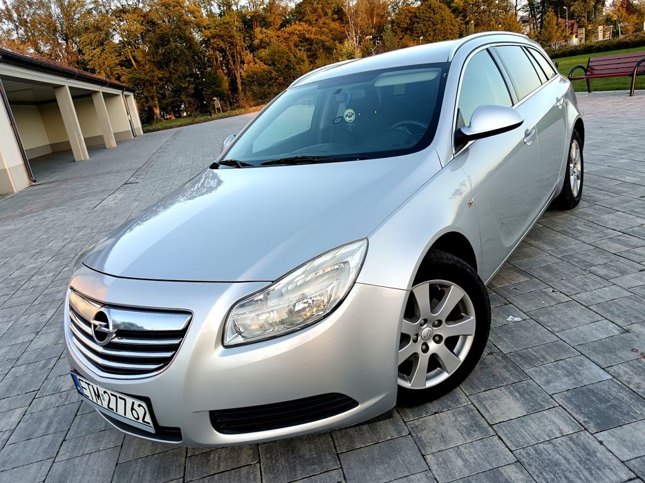 Opel INSIGNIA 2.0CDTI 130KM 2010r