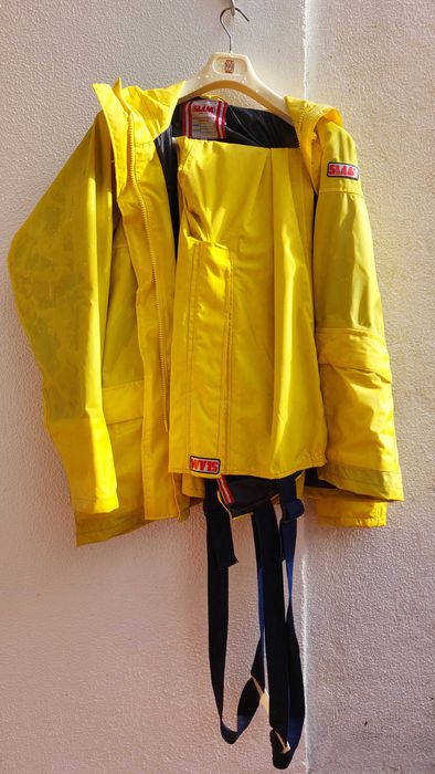 Fato para praticar vela