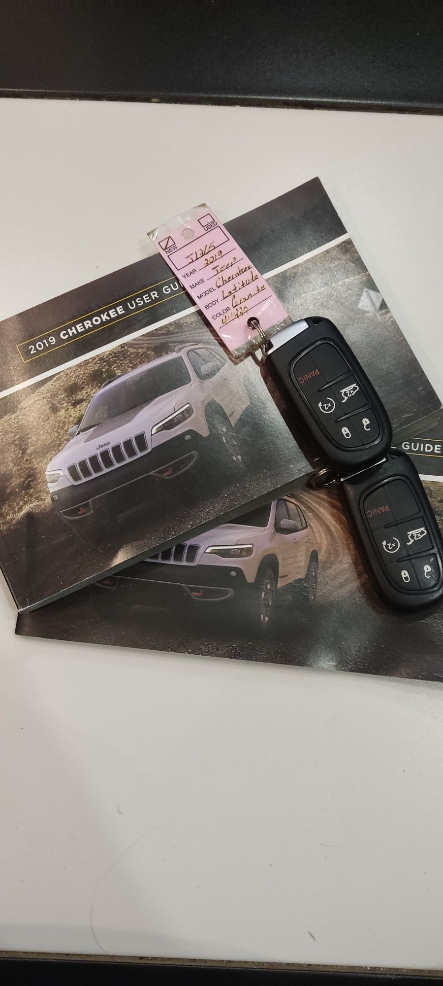 Продам jeep Cherokee