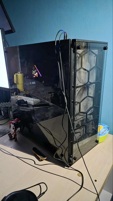 Komputer Gaming I5-11Gen Rx6600xt 16Gb RamChłodzenie Wodne Asus Rog