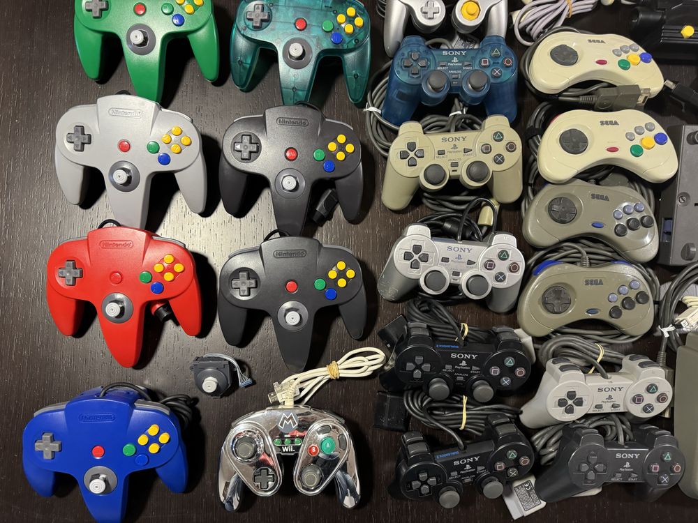 Comandos e acessórios Nintendo, Sega e PlayStation