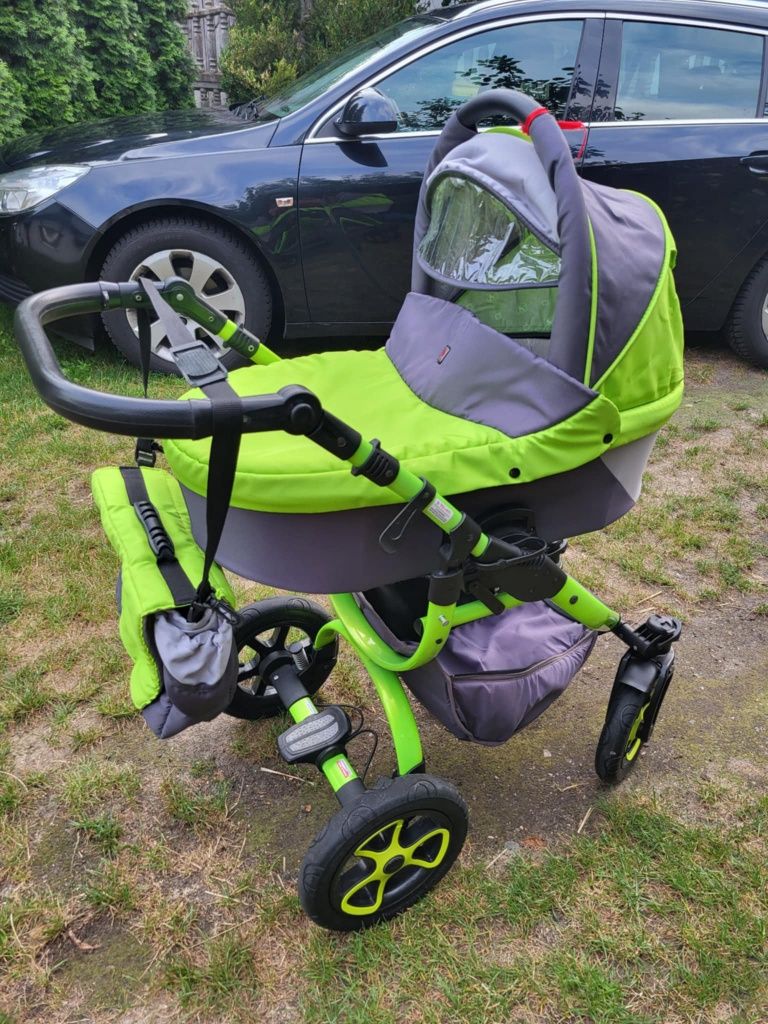 Sprzedam wózek 3 w 1