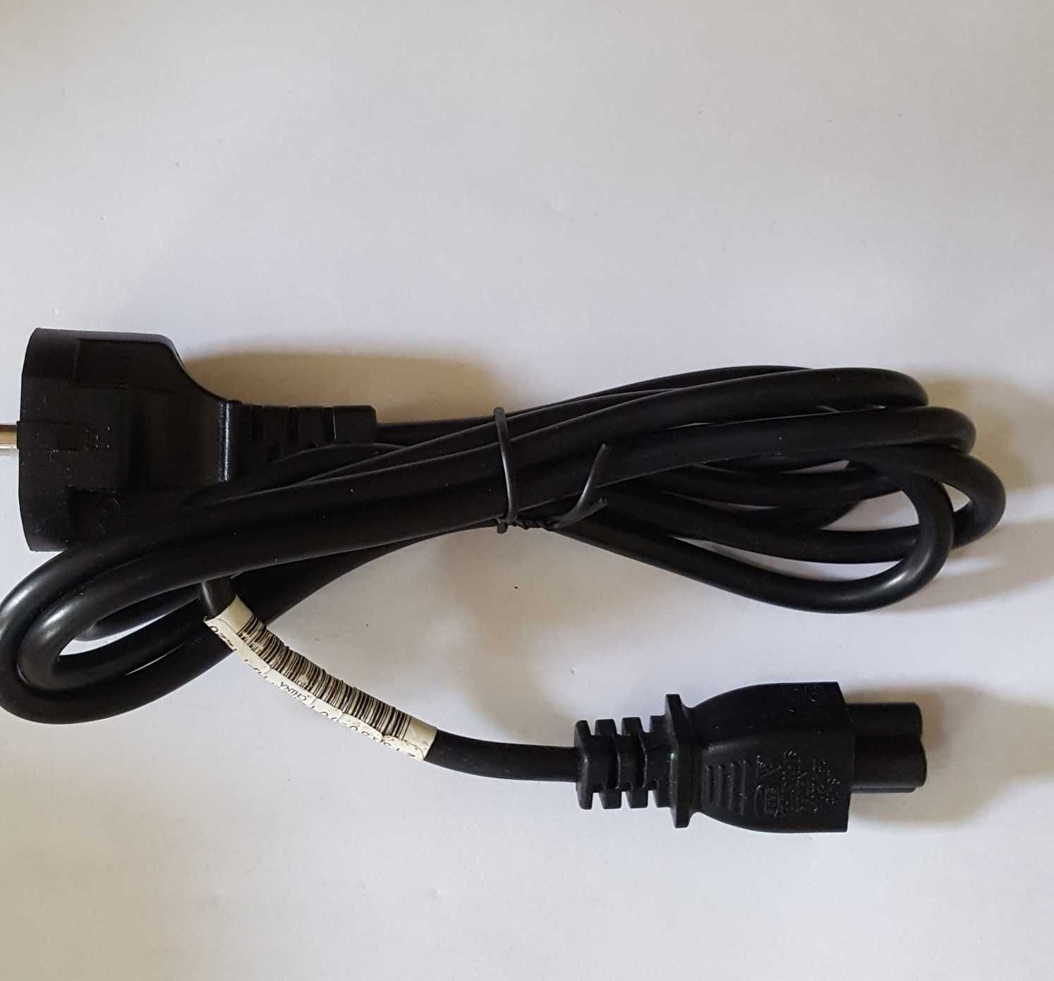 Kabel zasilający do laptopa - C5 (mickey mouse)
Długość - 1.8 metra