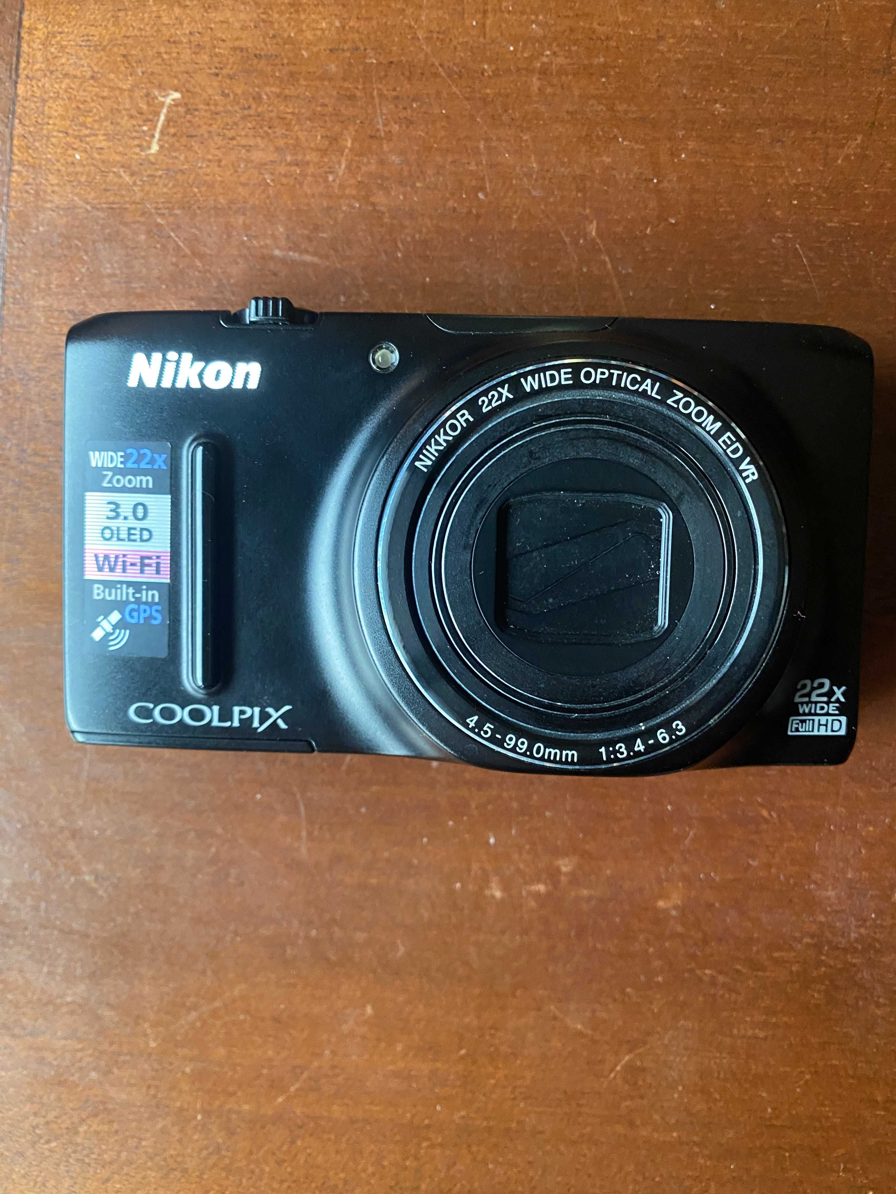 Nikon Coolpix 9500