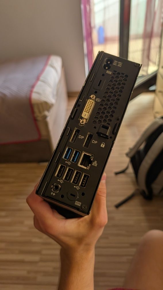 Mini pc Fujitsu esprimo q556/2
