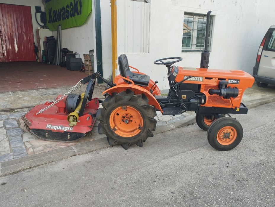 Kubota B7001 /// 4x2 /// Capinadeira