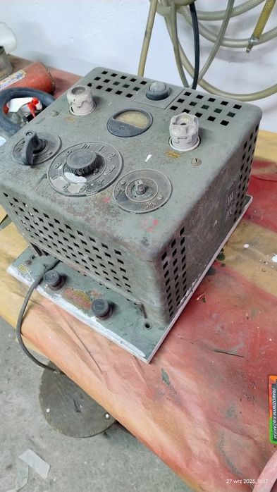 Prostownik 12v stary niemiecki