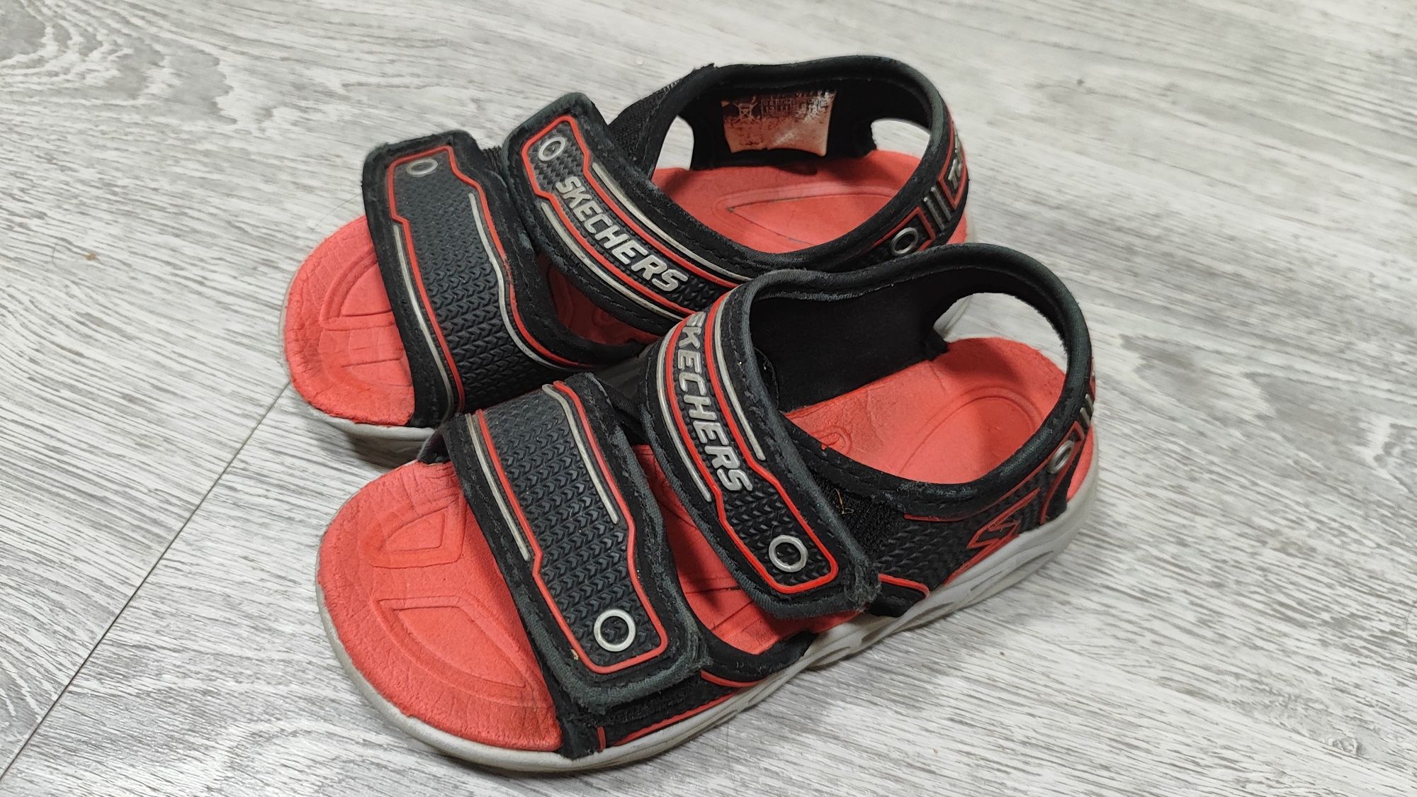 Дитячі сандалі босоніжки skechers 28.5