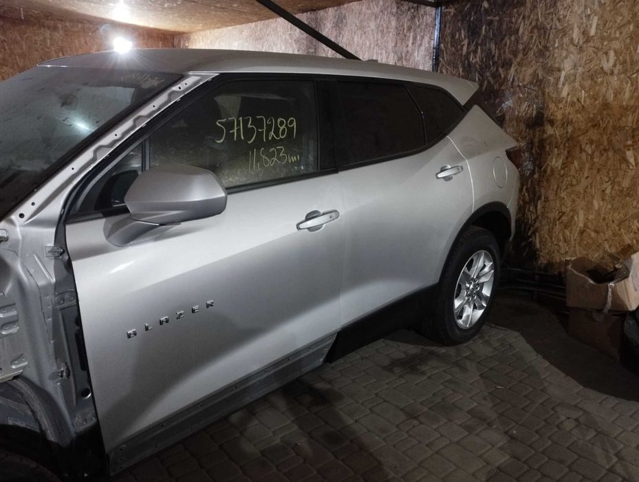 Chevrolet Blazer модель 2020 3.6 AWD, розмитнене