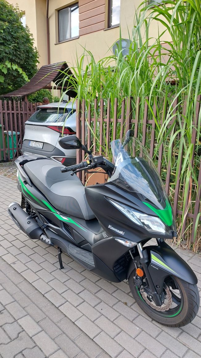 Kawasaki J300 ABS jak nowy maxi skuter