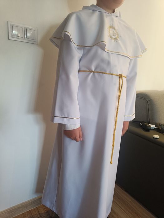 Sprzedam albę chłopięca do komunii