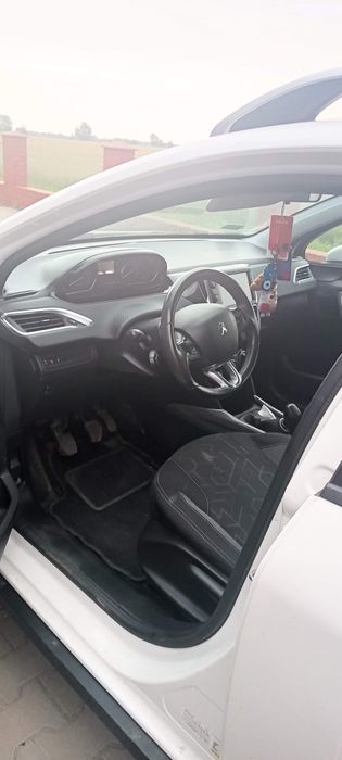 Peugeot 2008 od kobietki