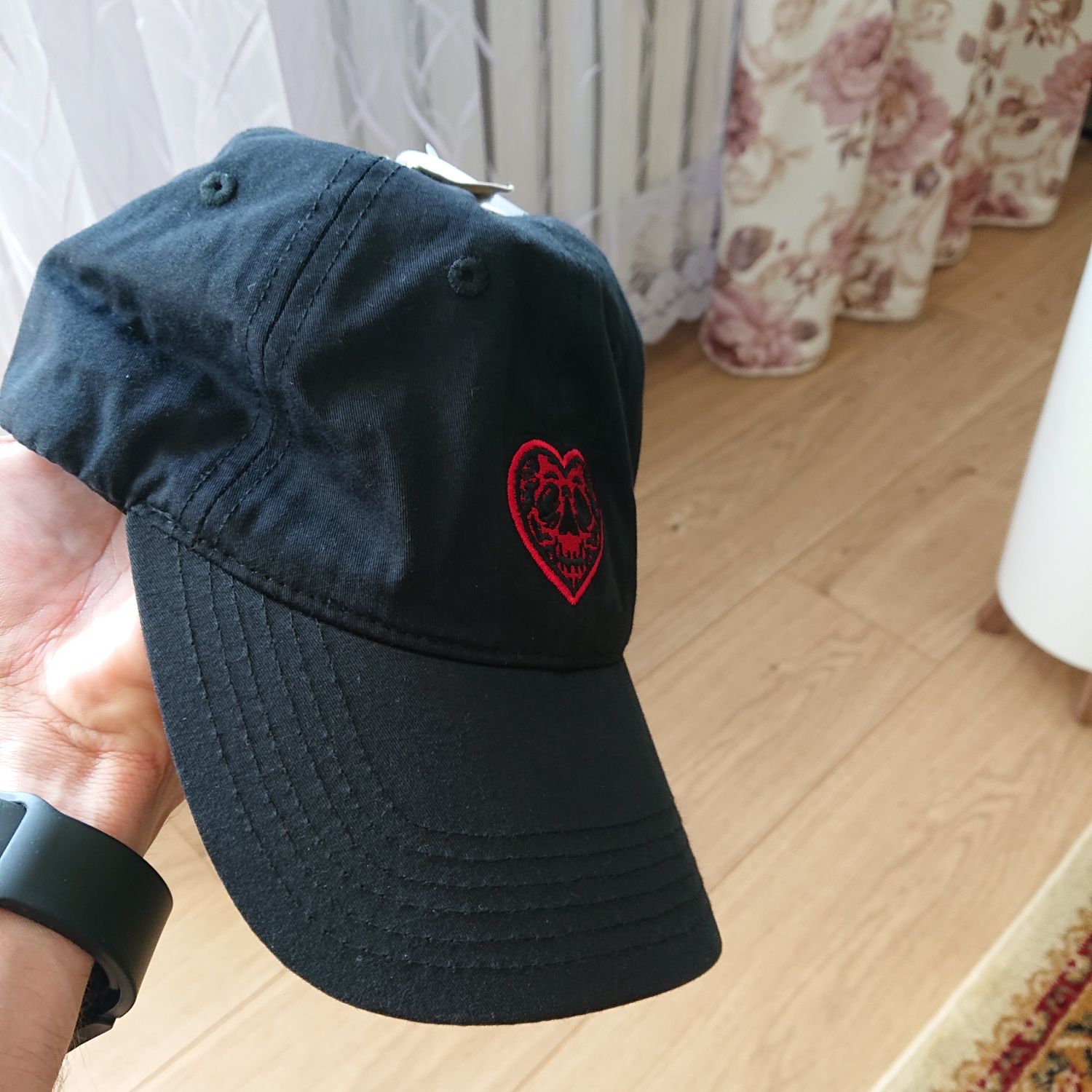 Czapka cropp nowa włosy