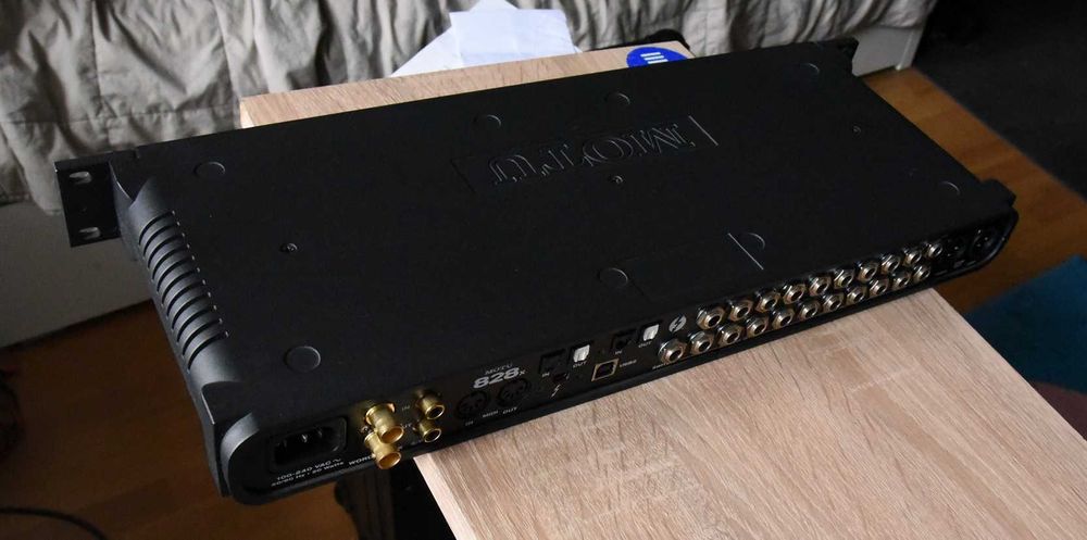 Motu 828x interfejs audio karta dźwiękowa muzyczna