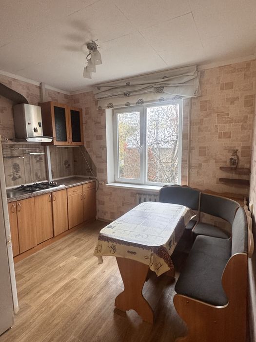 Продам однокомнатную квартиру на Черёмушках