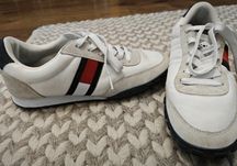 Jasne sneakersy męskie Tommy Hilfiger r.41