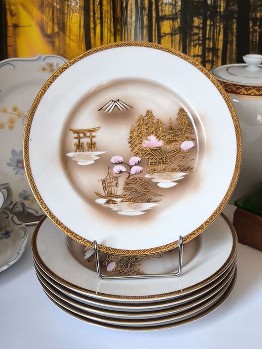 Talerze deserowe 6 sztuk Kutani piękna stara porcelana Japońska