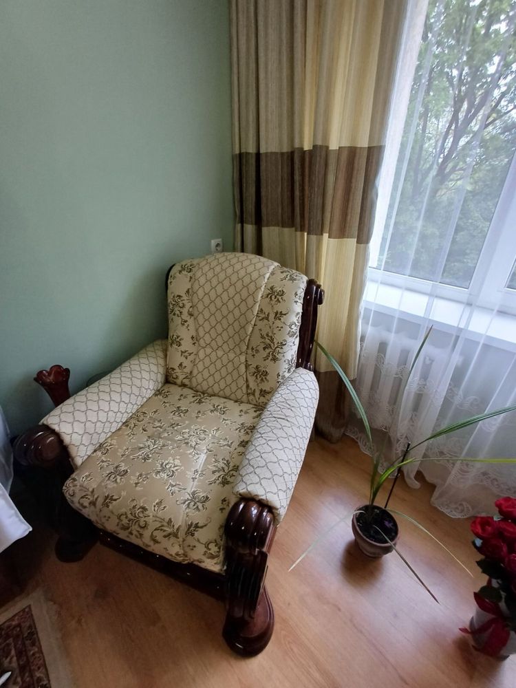 Диван і 2 крісла