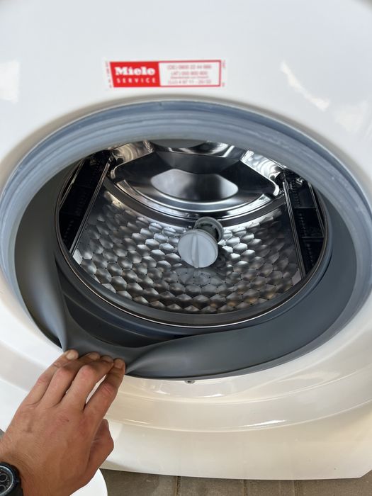 Пральна машина Miele W6547 на 7 кг.
