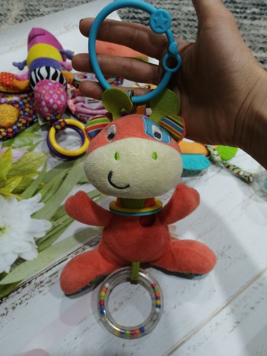 Игрушка на коляску погремушка игрушки