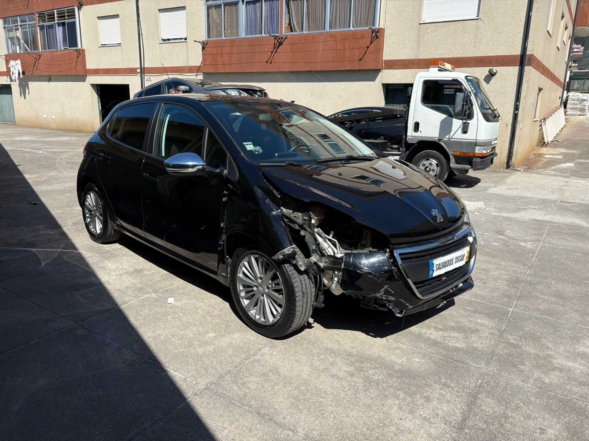Peugeot 208 1.2 PureTech Gasolina