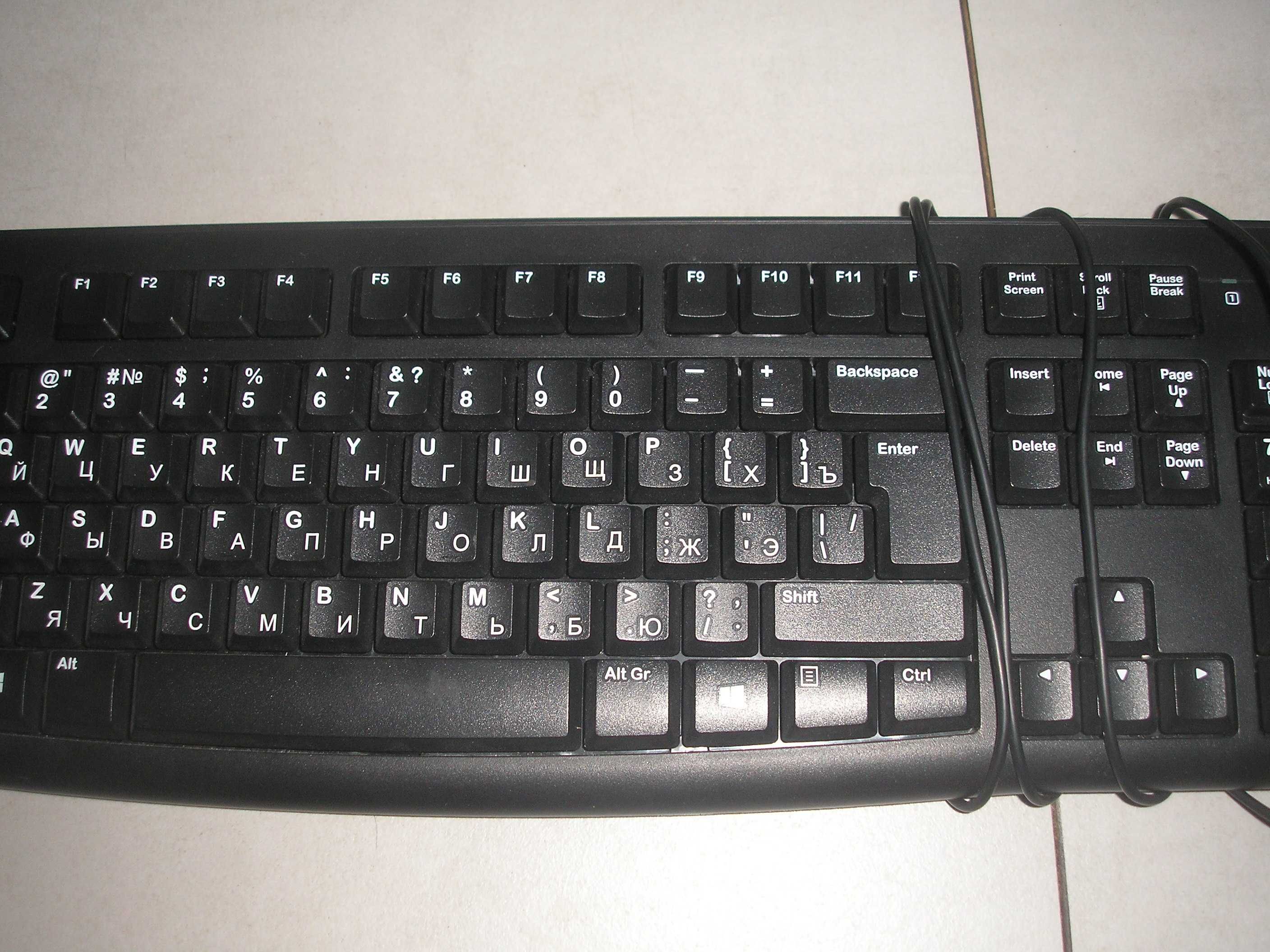 Klawiatura czarna LOGITECH