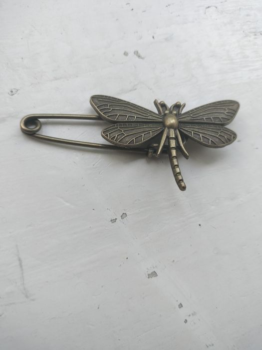 Брошка метелик стан як нова