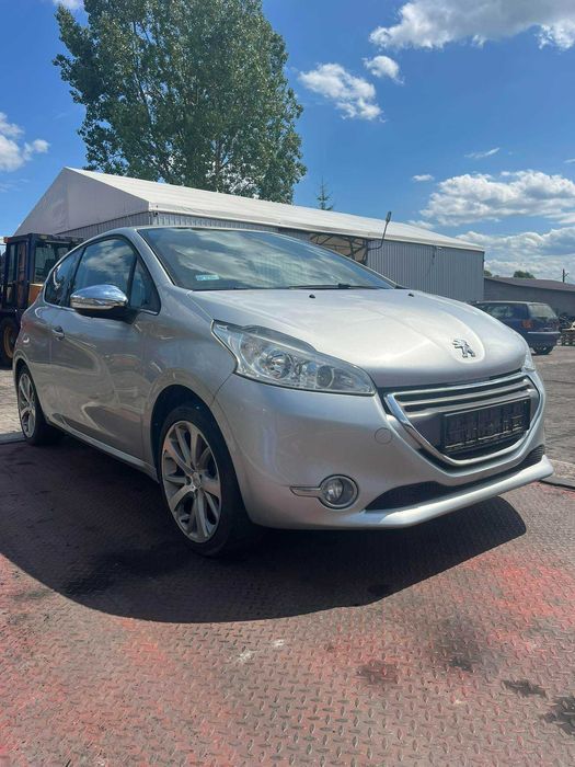 Peugeot 208 1.6 THP skrzynia BVM6 kolor EZR części