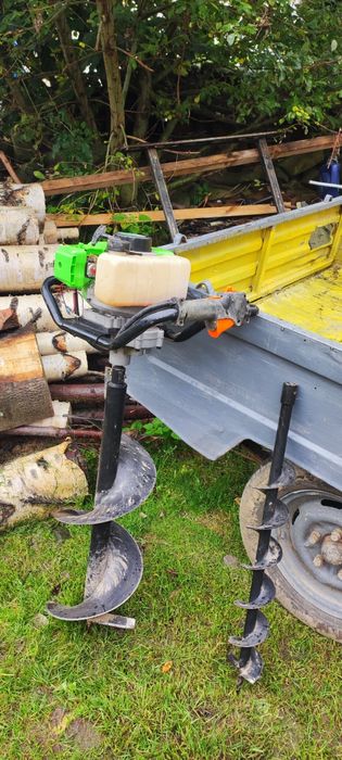 Оренда.Мотобур з двома шнеками.10 см і 20 см