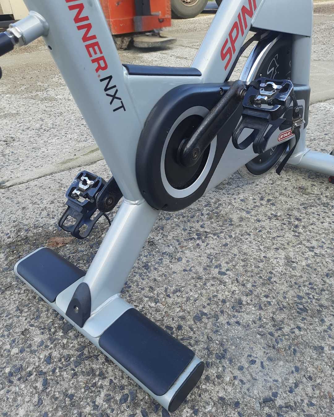 Rower spinningowy stacjonarny Star Trac NXT