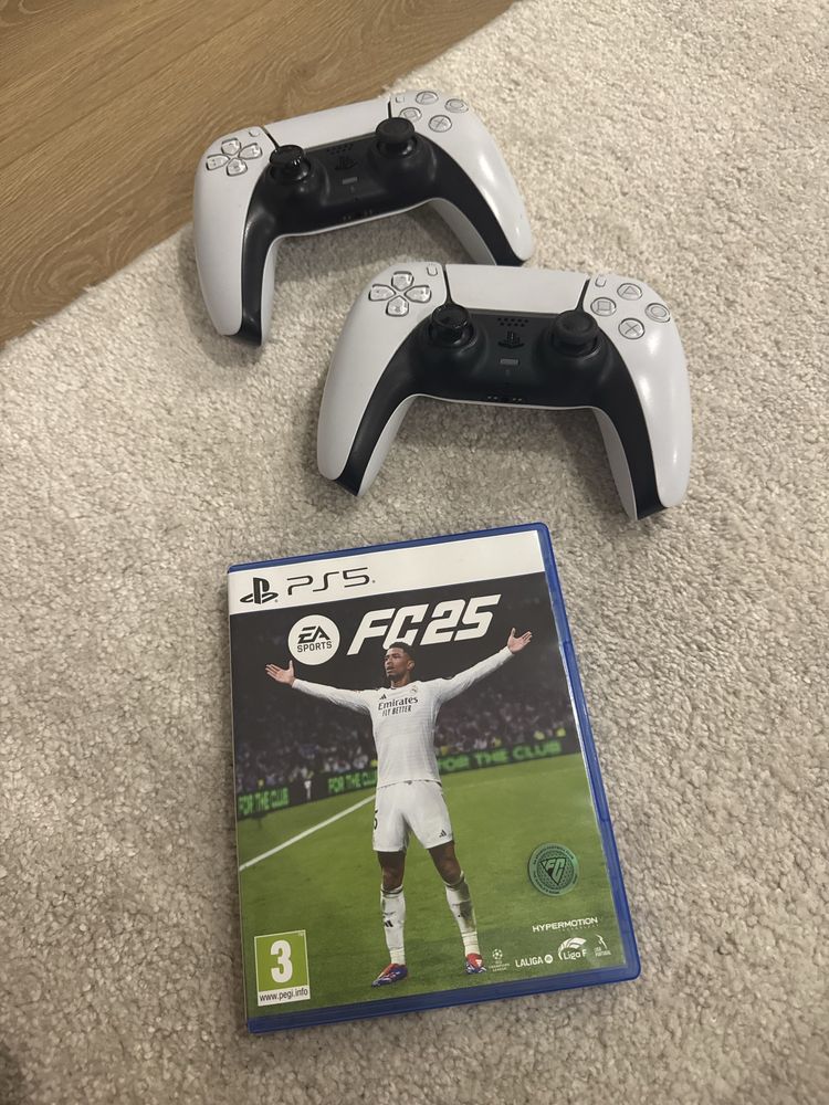 PlayStation 5 + 2 comandos + FC 25