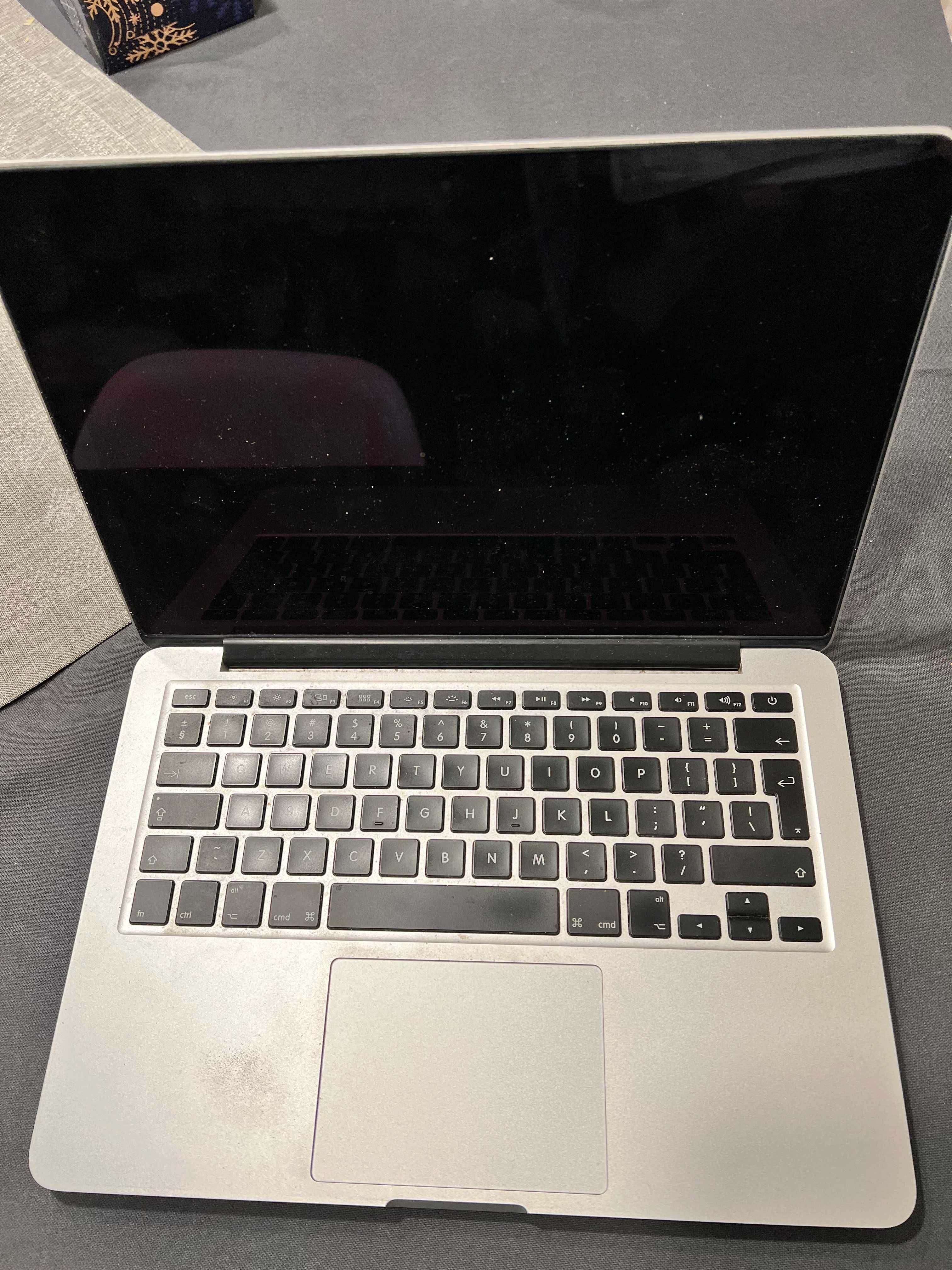 Apple MacBook Pro (Retina, 13-calowy, połowa 2014 r.)
