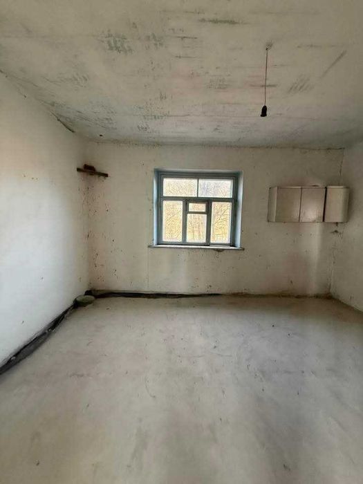 Продаж будинку біля Почаєва