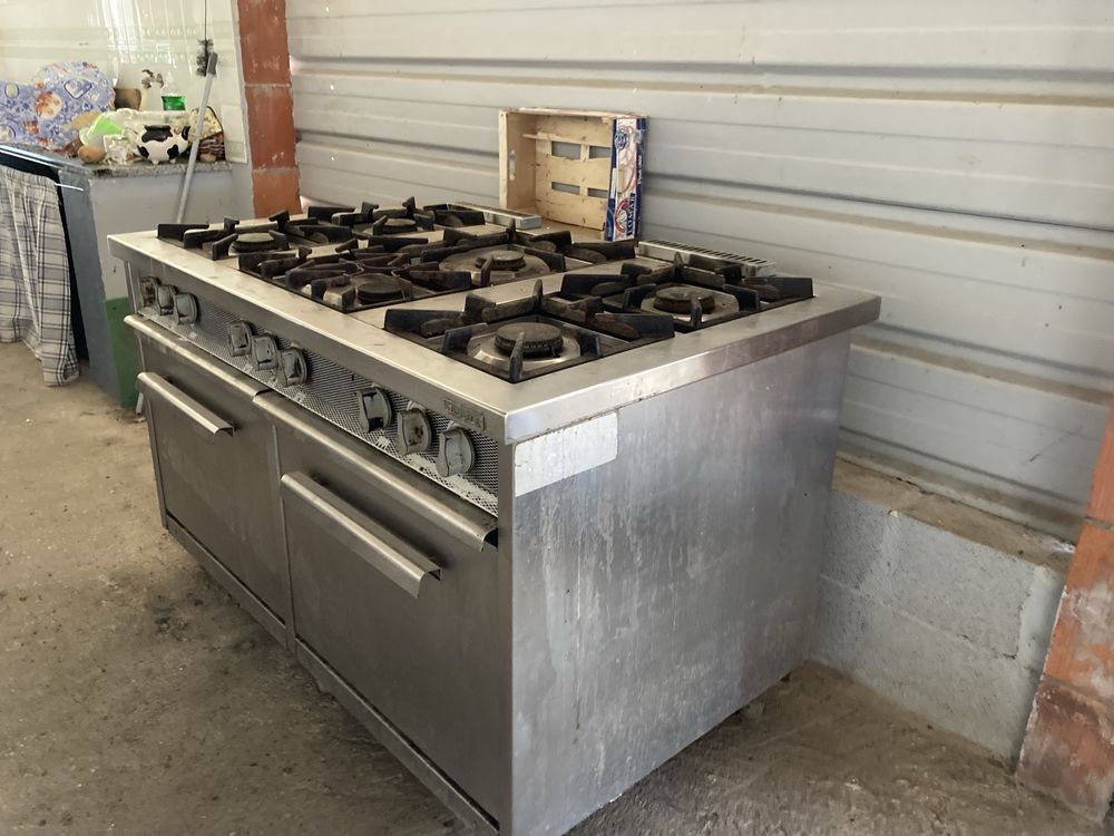 Vendo fugão industrial de 7 bicos junex