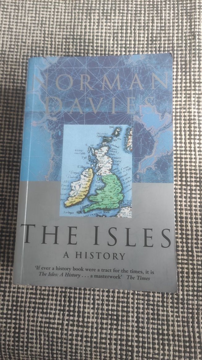 Norman Davies The isles- a history