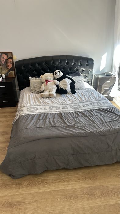 Cama de casal + cochao + cabiceiras