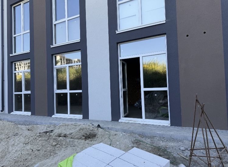 Продам студію з двориком ЖК Sanville park,Санвіль парк,Петрівський
