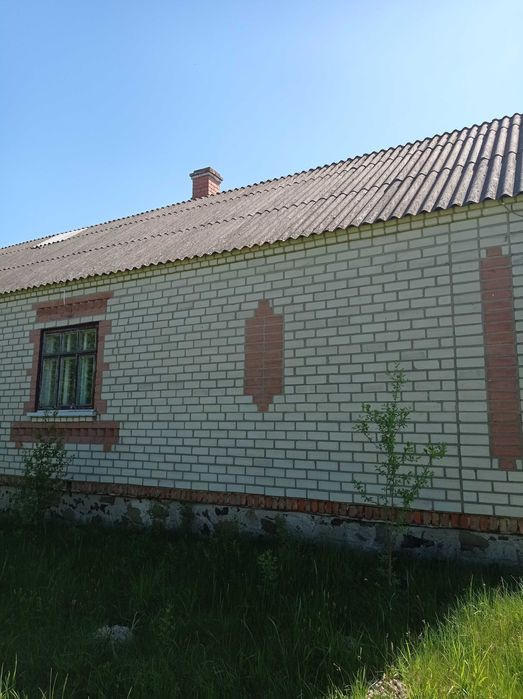 Будинок,хата в селі,незавершене будівництво