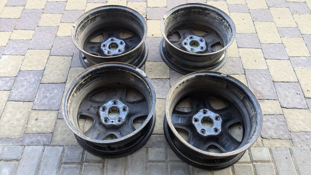 Диски от Toyota Rav4 r16 5/114.3