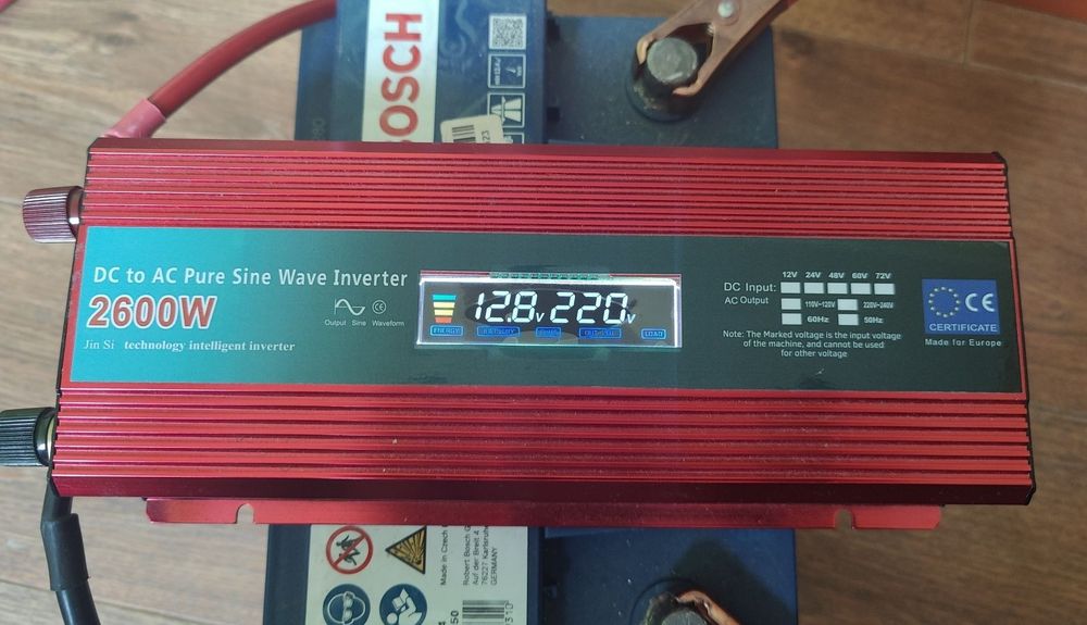 Інвертор 12-220V 2600W  LED Дисплеєм