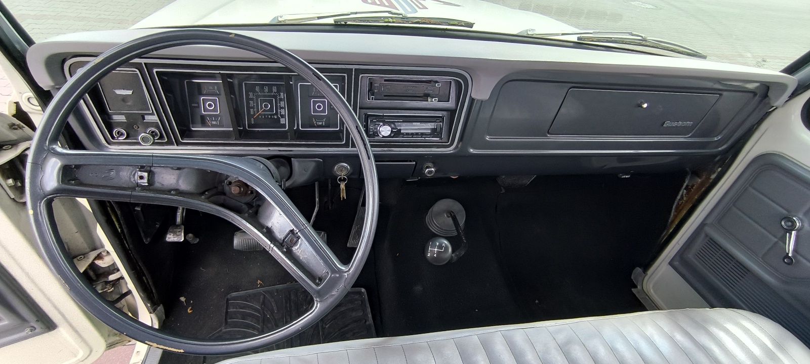 Ford F250 5.9L V8 Pickup 1972r