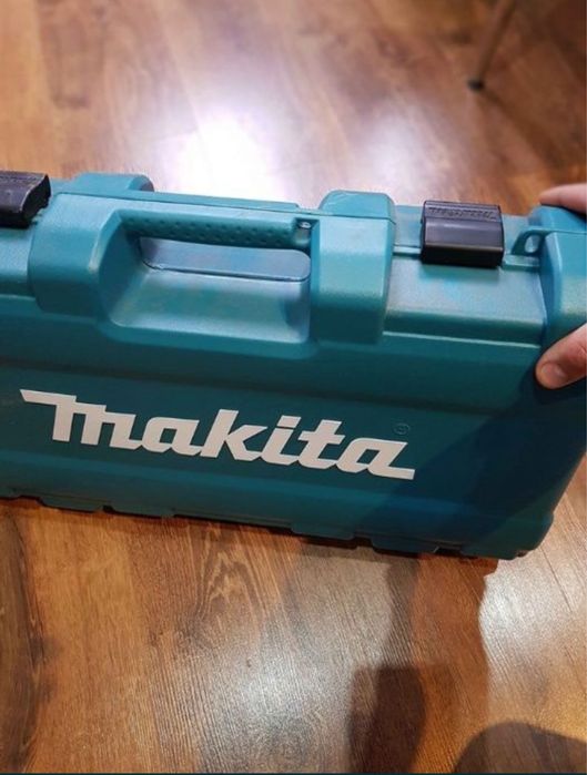 Walizka z makity nowa