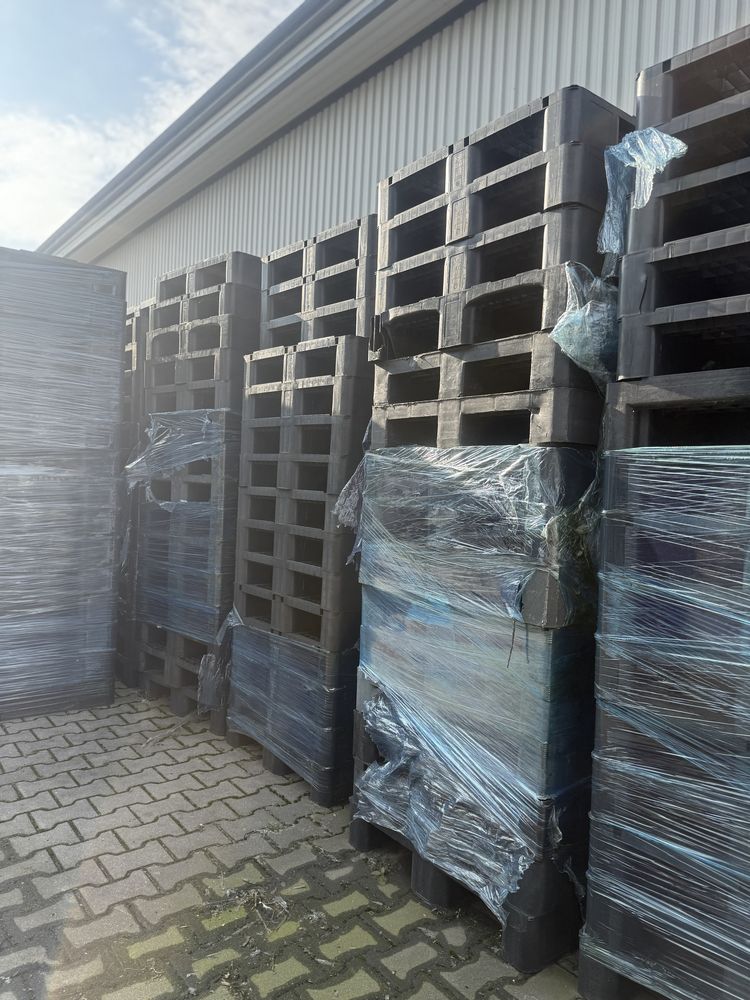 Palety plastikowe szare 80x120