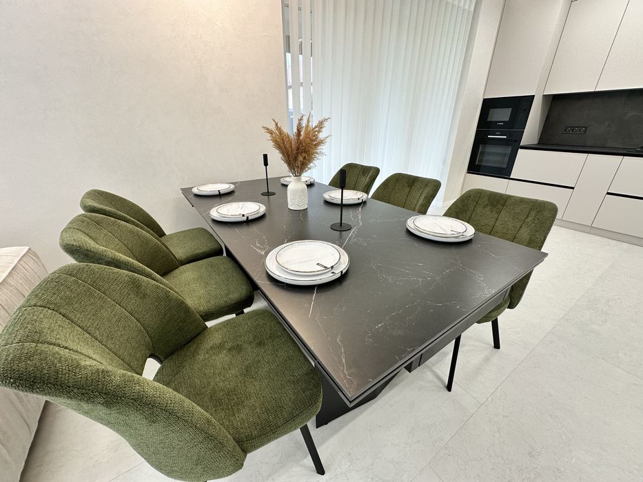 Продам будинок в Крихівцях поруч вулиці Садова.