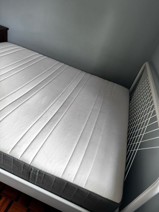 Cama casal ikea 200x160