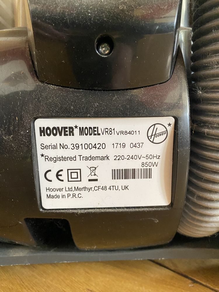 Вертикальний Пилосос Hoover VR81